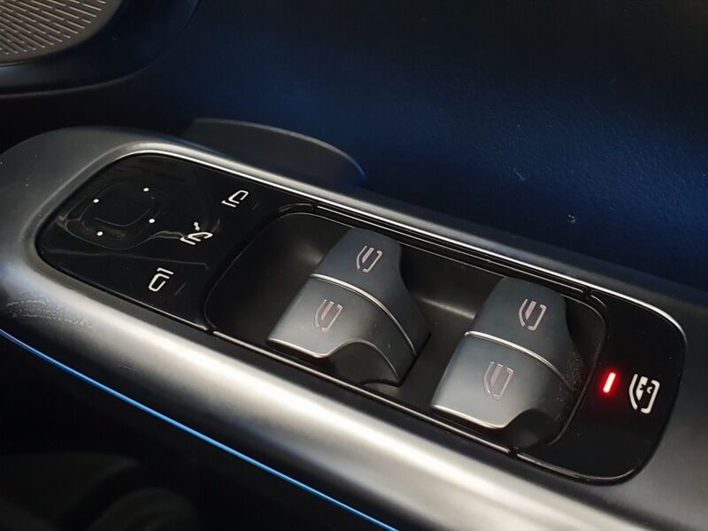 More views of Mercedes-Benz C-Class