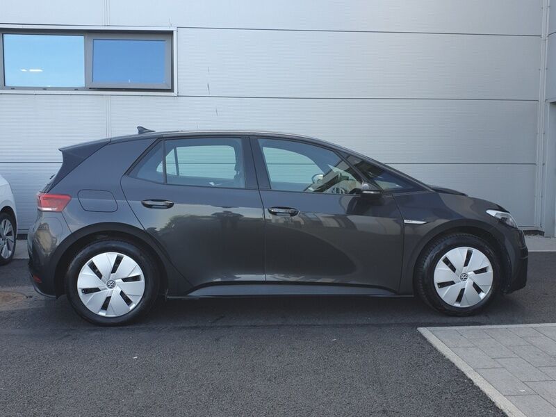 More views of Volkswagen ID.3