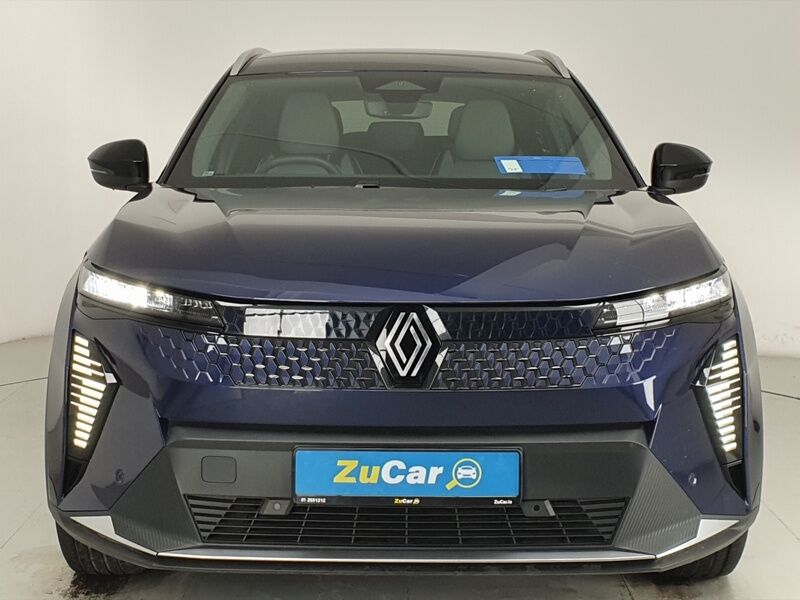 More views of Renault Scenic
