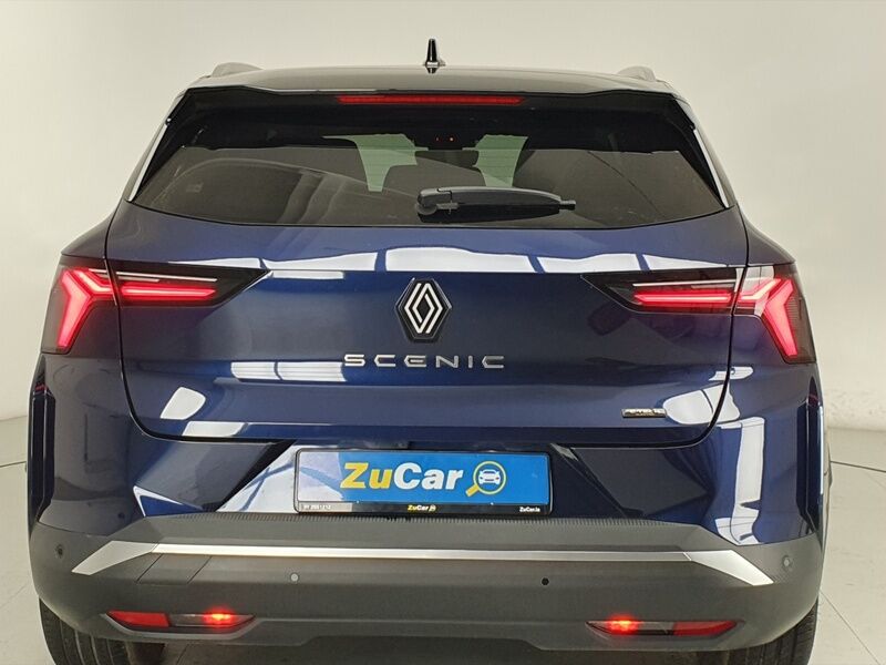 More views of Renault Scenic