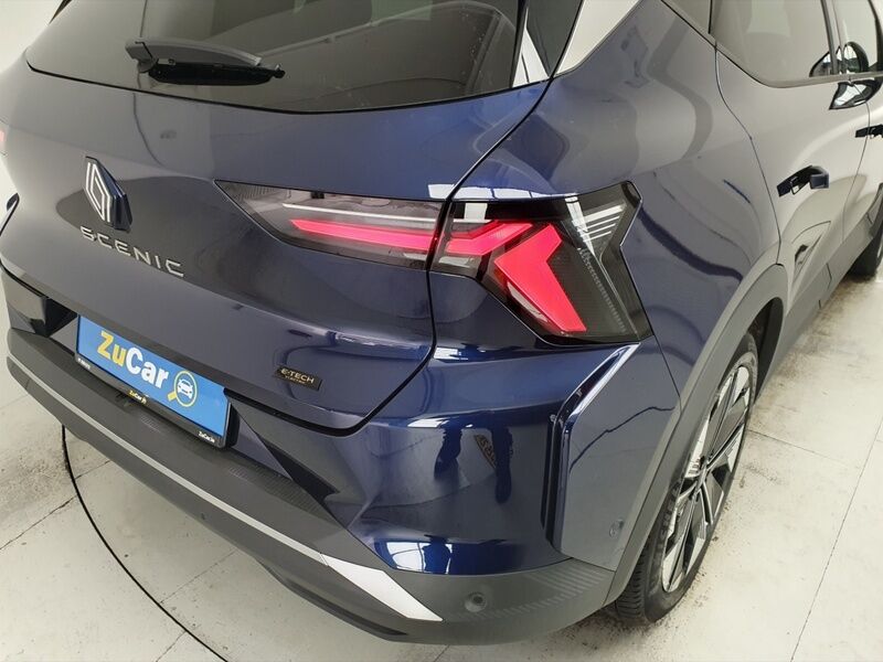 More views of Renault Scenic