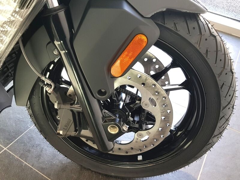 More views of BMW C 400 GT
