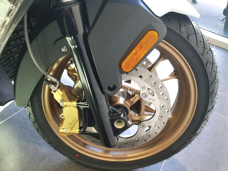 More views of BMW C 400 GT