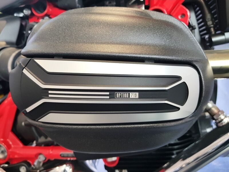 More views of BMW R12