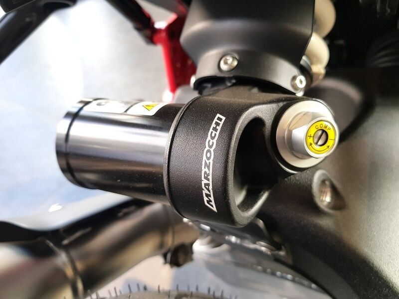 More views of BMW R12