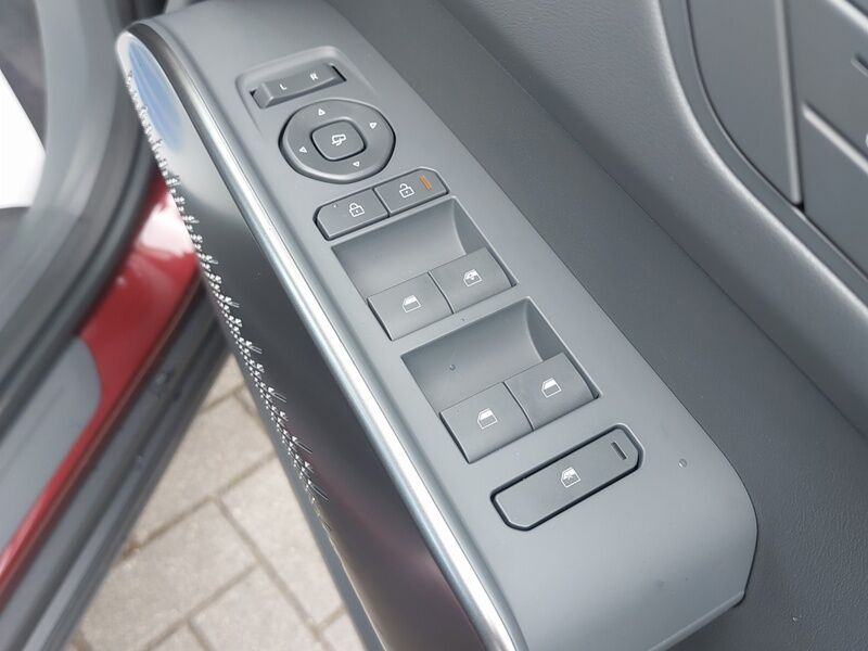 More views of Kia EV3