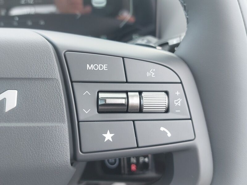 More views of Kia EV3