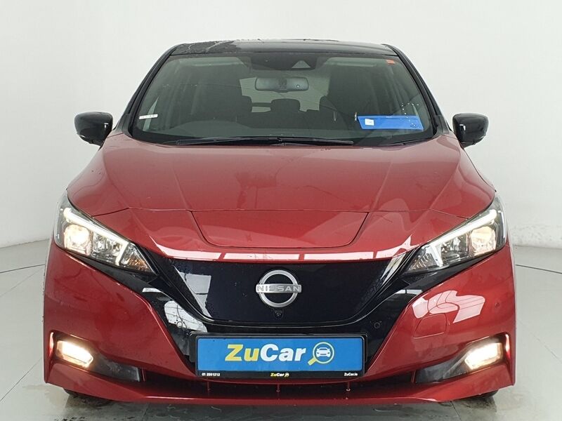 More views of Nissan Leaf