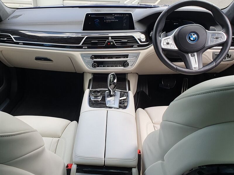 More views of BMW 7-Series