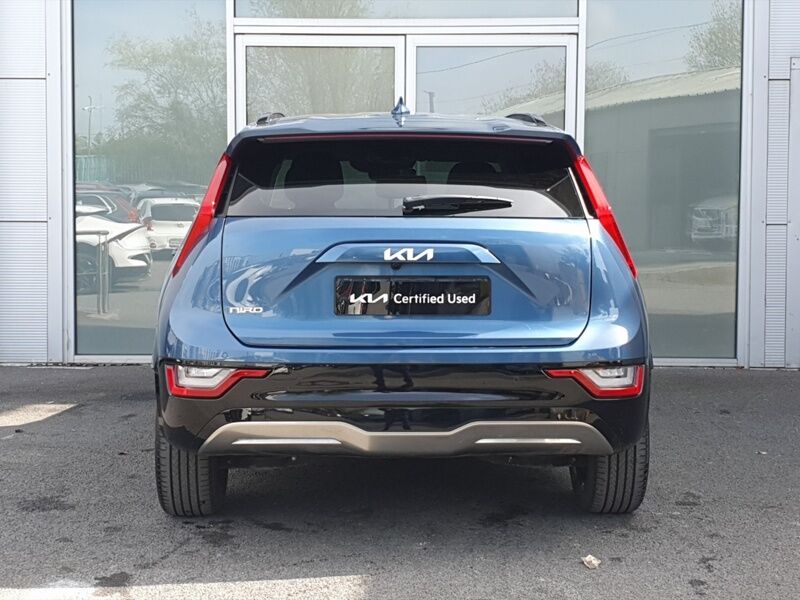 More views of Kia Niro