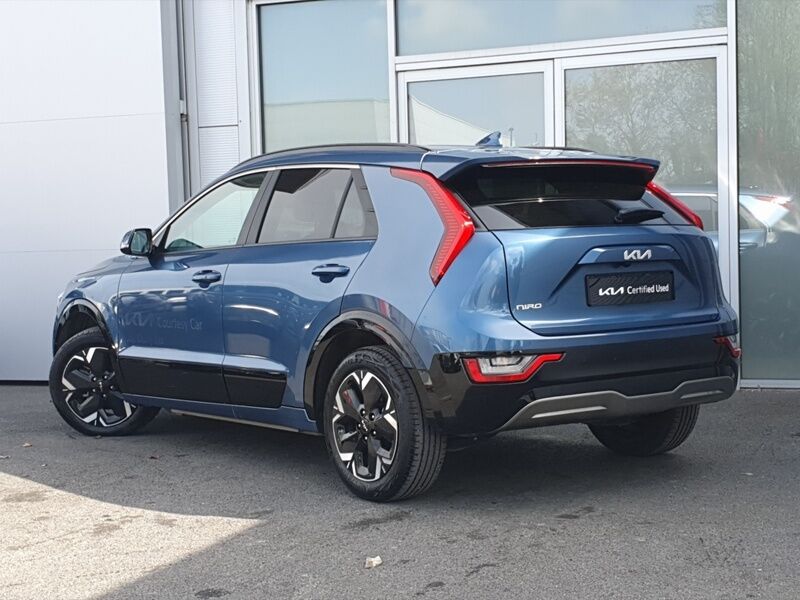 More views of Kia Niro