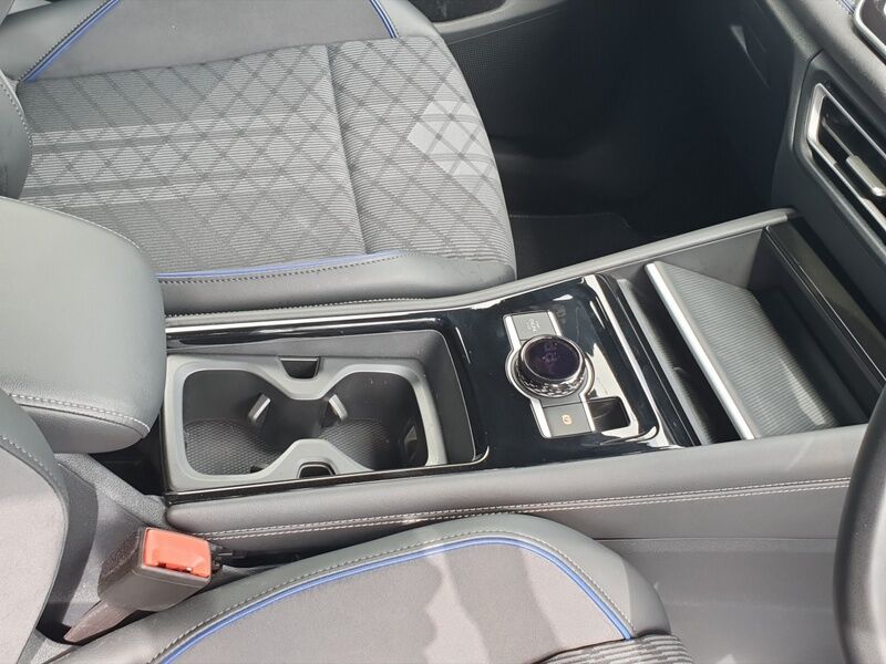 More views of Volkswagen Tiguan