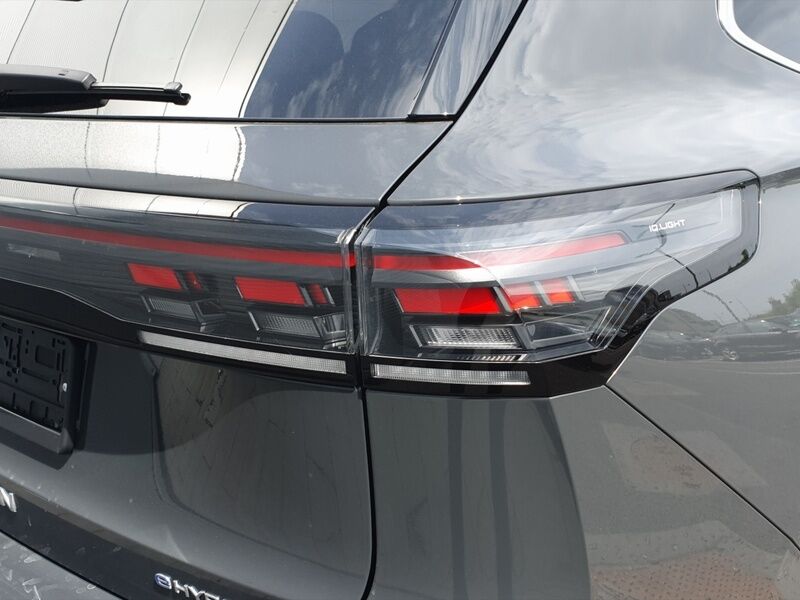 More views of Volkswagen Tiguan