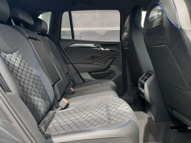 More views of Volkswagen Tiguan