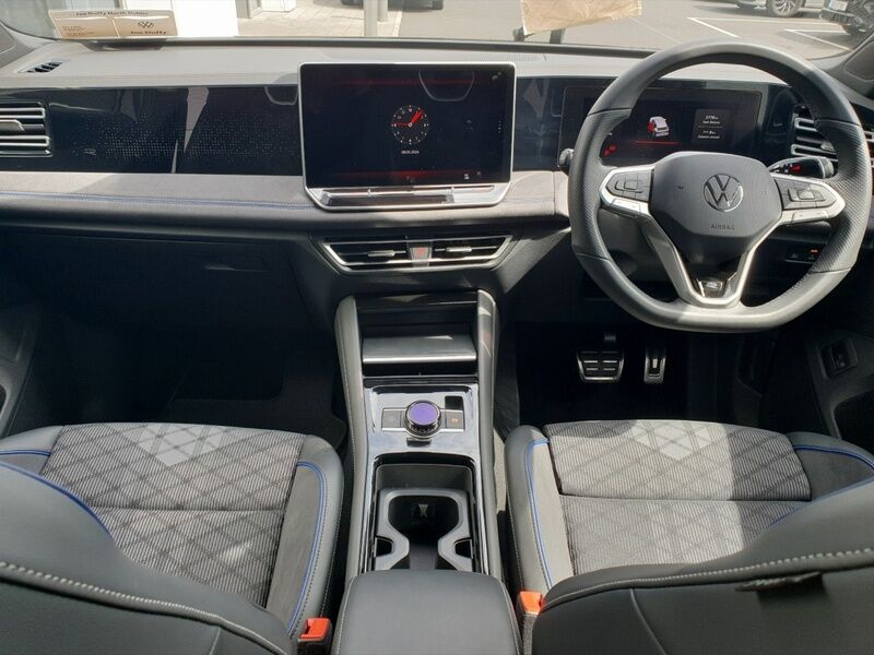 More views of Volkswagen Tiguan