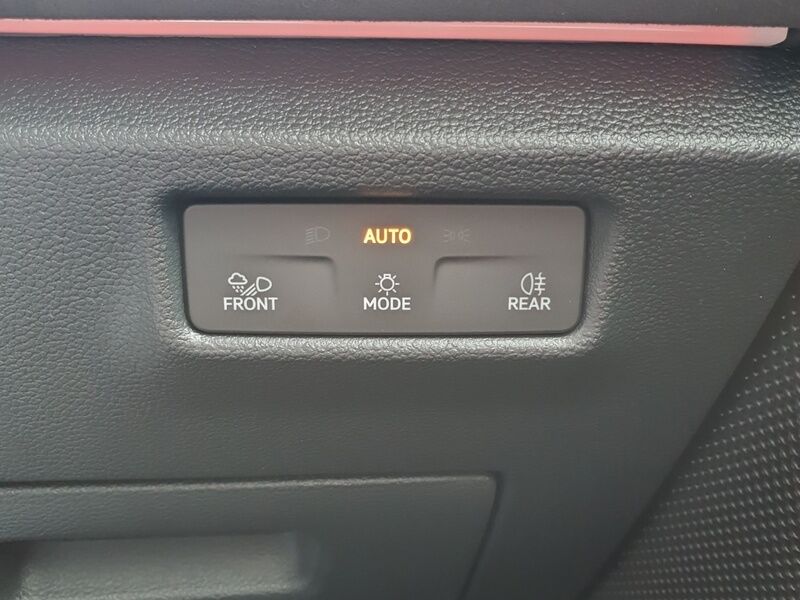 More views of Volkswagen Tiguan