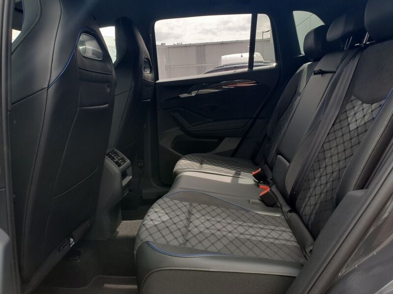 More views of Volkswagen Tiguan