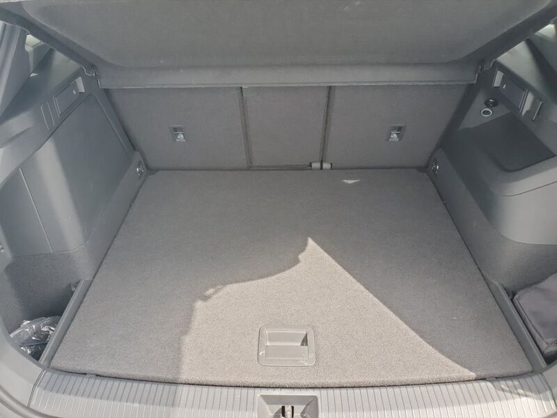 More views of Volkswagen Tiguan
