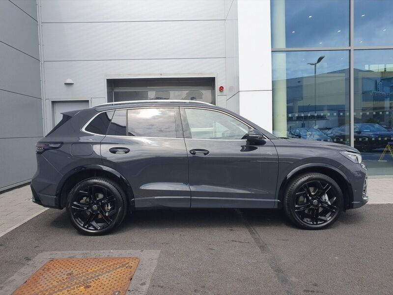 More views of Volkswagen Tiguan