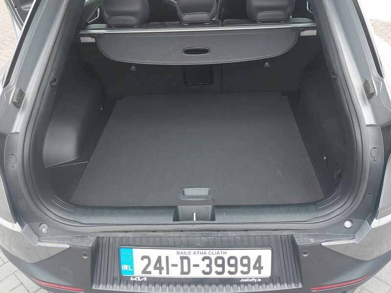 More views of Kia EV6