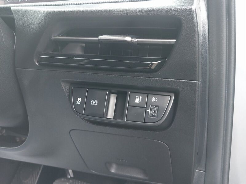 More views of Kia EV6