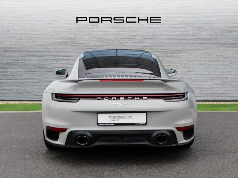 More views of Porsche 911
