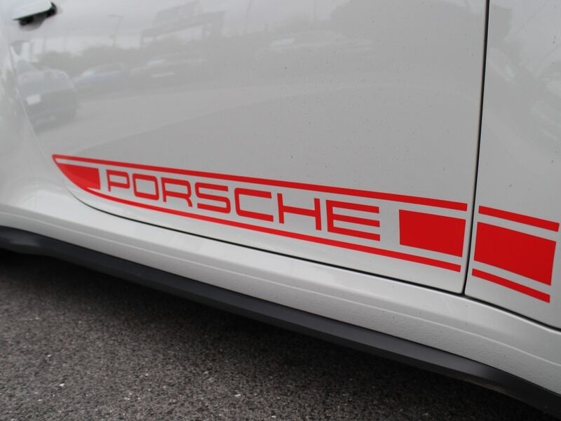 More views of Porsche 911