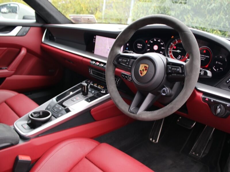 More views of Porsche 911