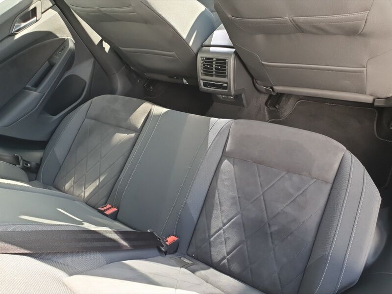 More views of Volkswagen Golf