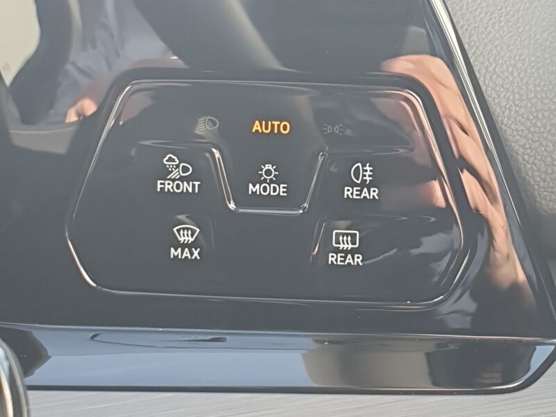 More views of Volkswagen Golf