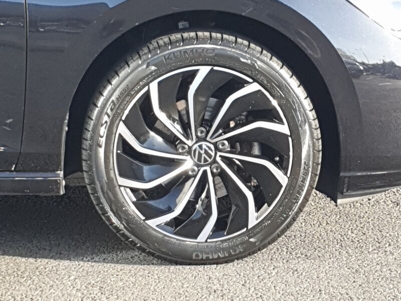 More views of Volkswagen Golf