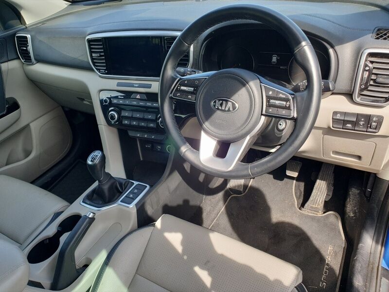 More views of Kia Sportage