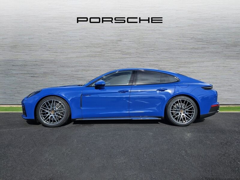 More views of Porsche Panamera