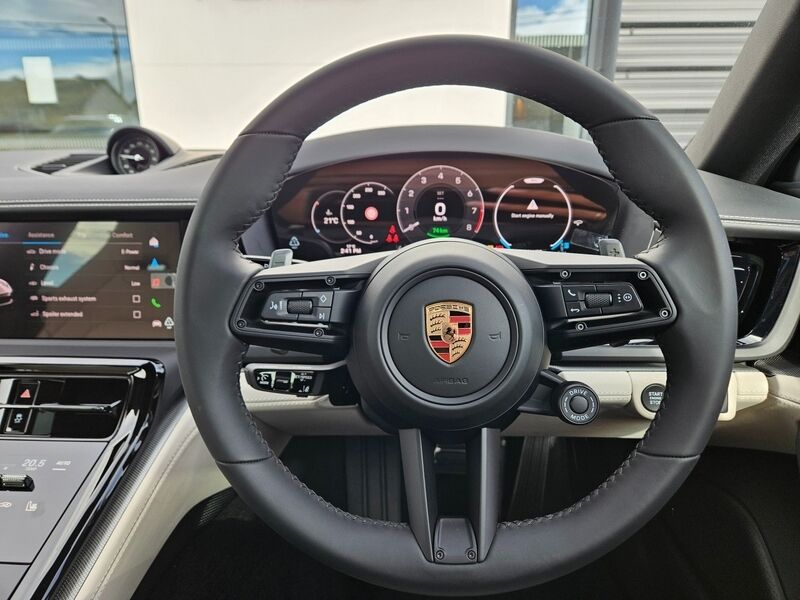 More views of Porsche Panamera