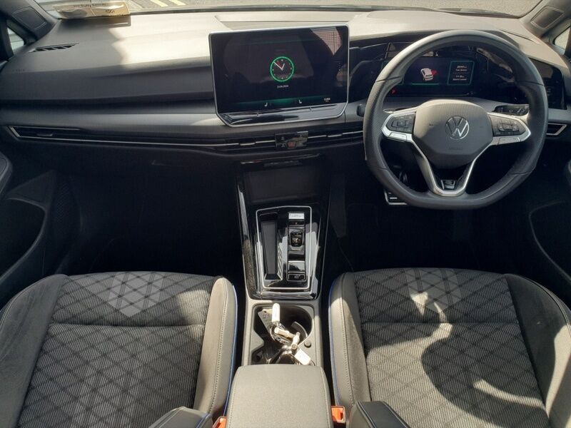 More views of Volkswagen Golf