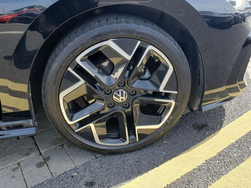 More views of Volkswagen Golf