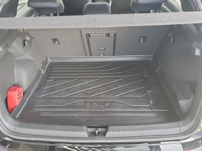 More views of Volkswagen Golf