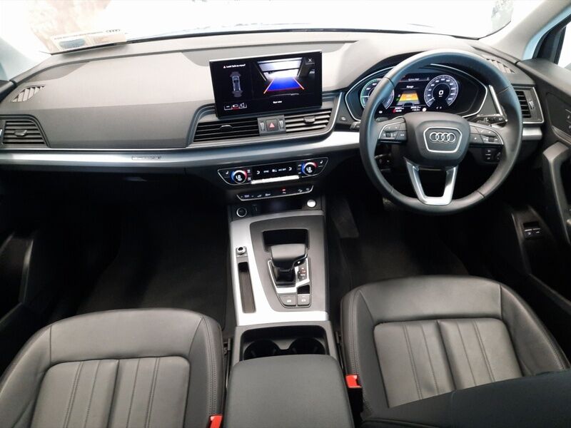 More views of Audi Q5