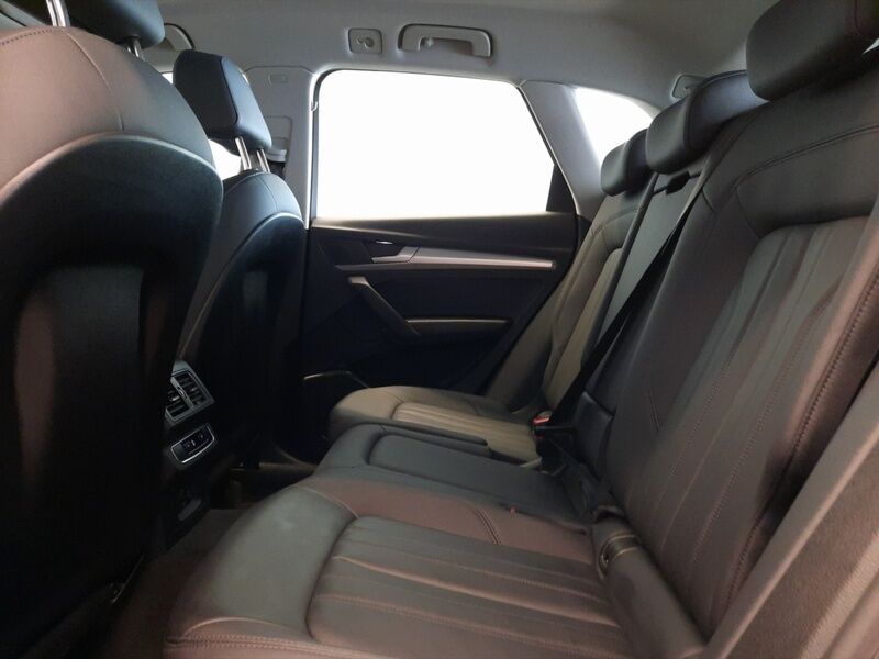 More views of Audi Q5