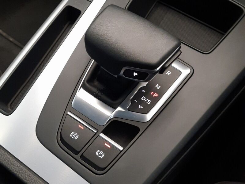 More views of Audi Q5