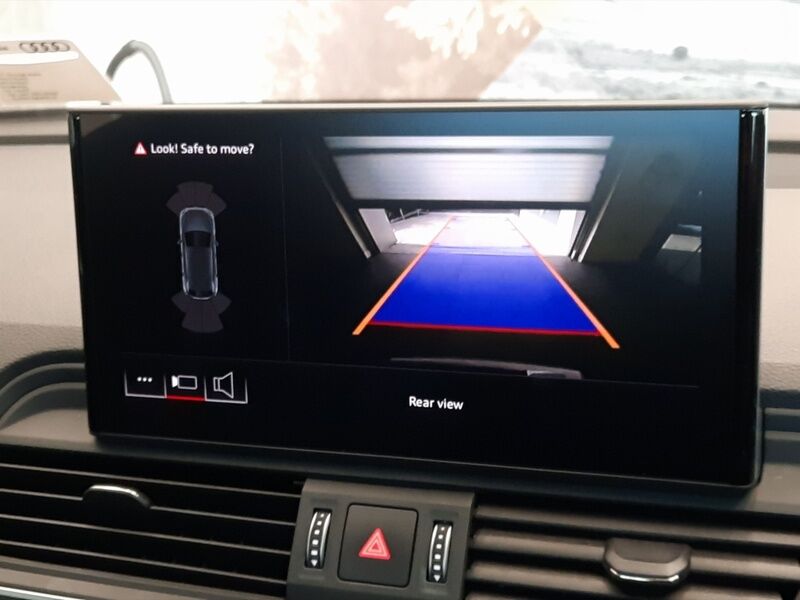 More views of Audi Q5