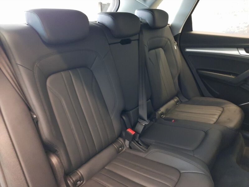 More views of Audi Q5