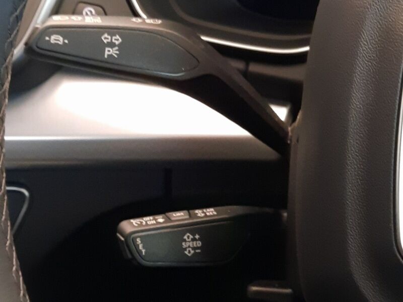 More views of Audi Q5