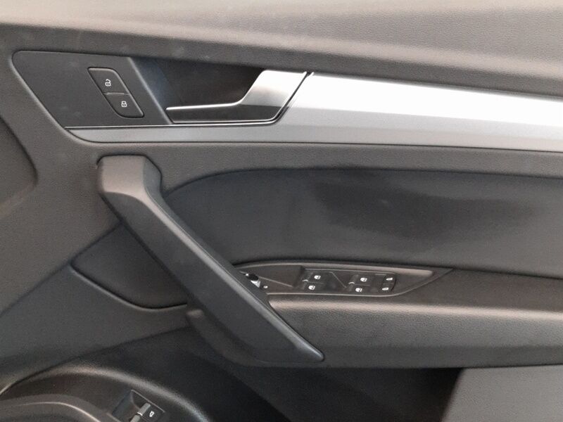 More views of Audi Q5