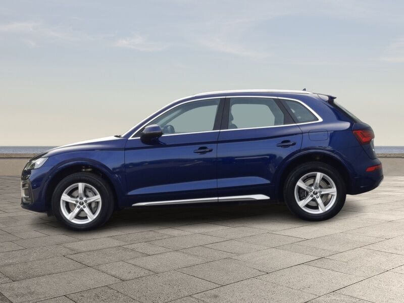 More views of Audi Q5