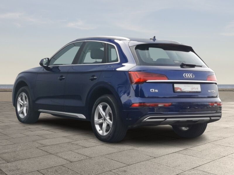 More views of Audi Q5