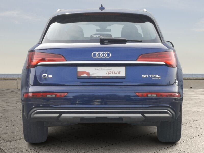 More views of Audi Q5