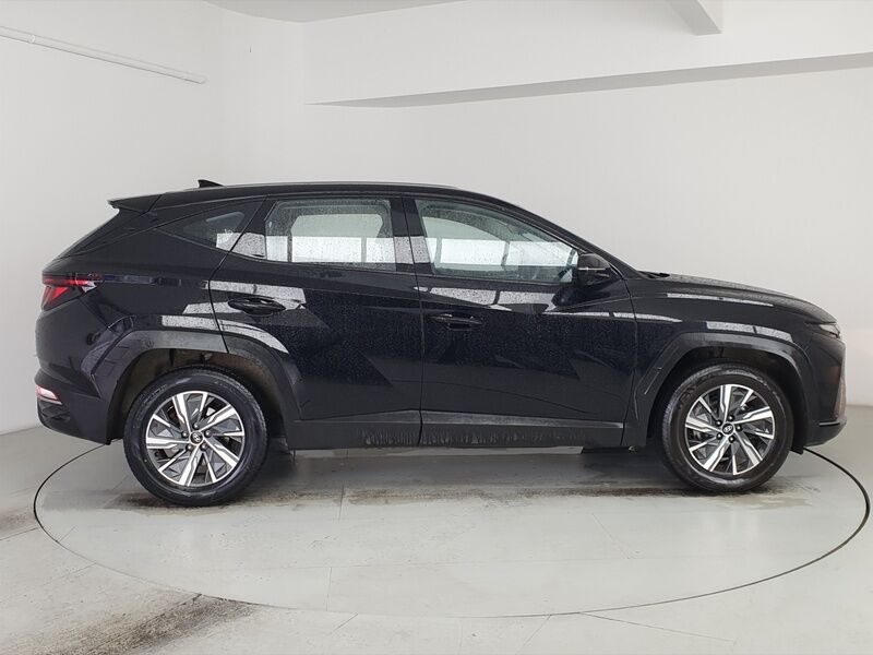 More views of Hyundai Tucson