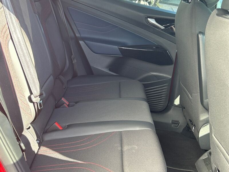 More views of Volkswagen ID.4