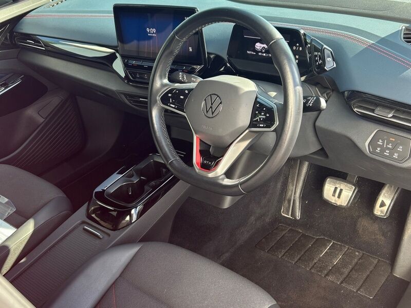 More views of Volkswagen ID.4